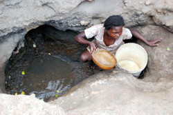 Domestic revenues facilitate the replacement of such water holes by fountains providing clean water (Mozambique)