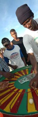 Games at the beach of Dar es Salaam (Tanzania) 